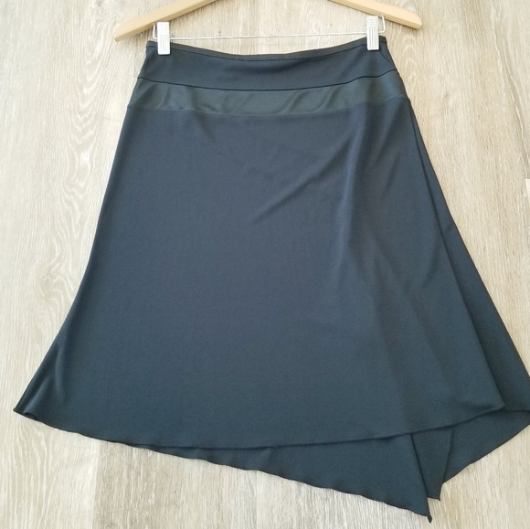 Express Vintage Asymmetrical Black Pull-on Midi Skirt EUC Fairy Whimsical Goth - Picture 10 of 10